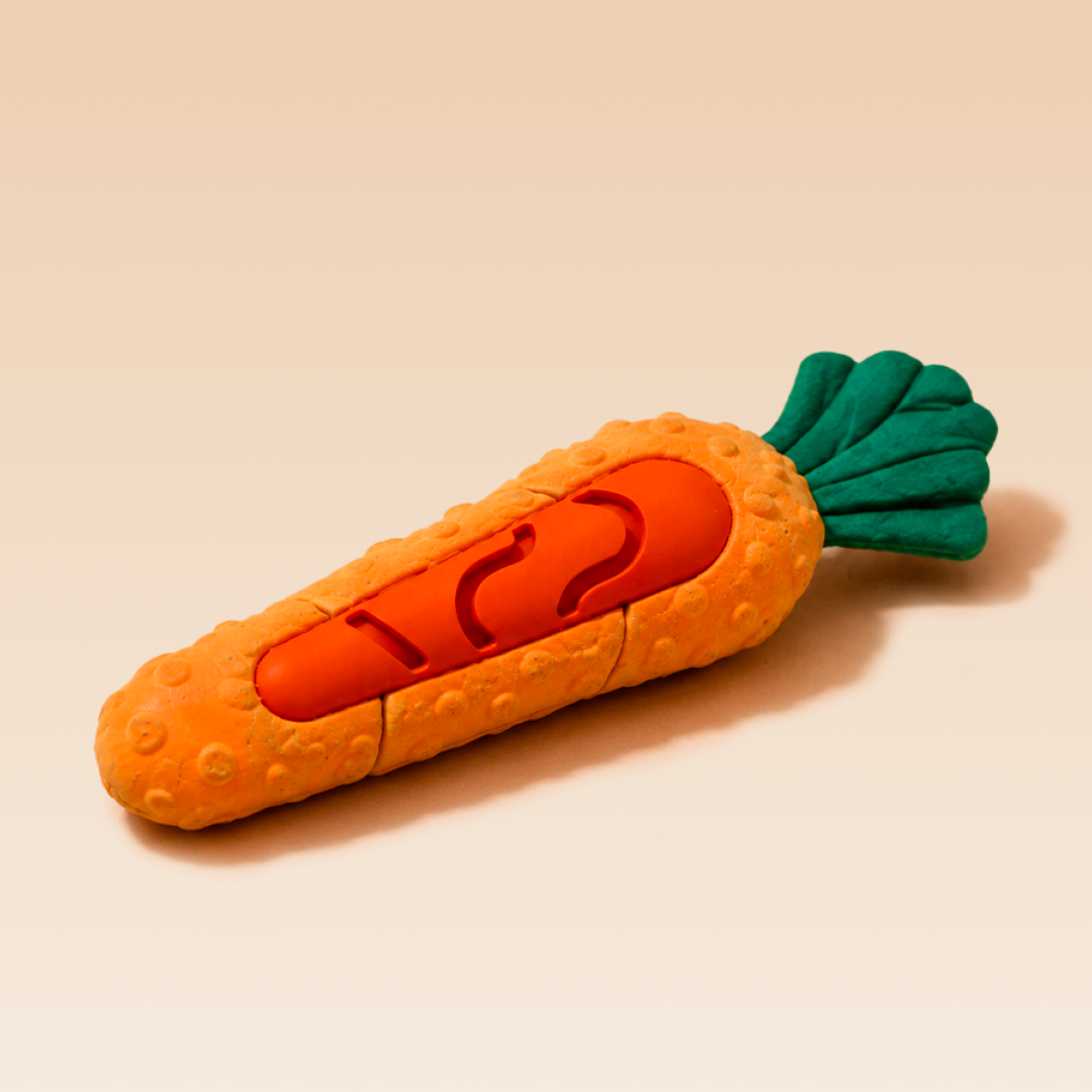 JOUET CAROTTE POUR FRIANDISES CHIEN